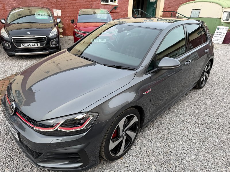 /photos/12219/b06a8fd9-8d04-c973-39fc-198547dcf26b_i800x600.jpg