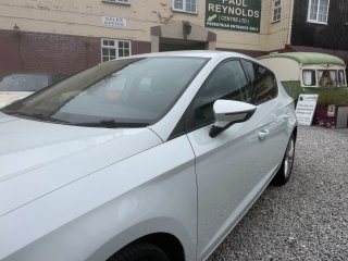 /photos/12219/f5f2db6f-e2f3-7496-9193-f7e44bc3c31f_i320x240.jpg